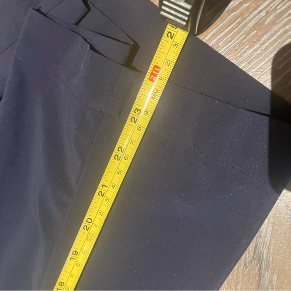 Athleta Brooklyn Heights Cropped Navy Blue Wide-Leg Women's Pants (16) - Picture 13 of 16